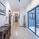 Spacious And Stylish Apartment