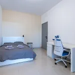 Spacious And Stylish Apartment